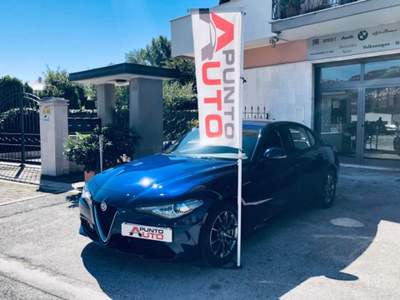 Alfa Romeo Giulia 2.2 160 CV AT8 Super -xeno telecamera Blu/Azzurro usata Isernia