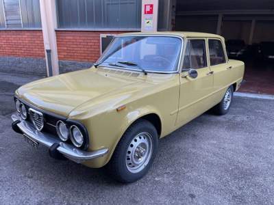 Alfa Romeo Giulia Berlina 1300 115.09 Oro usata Ispra