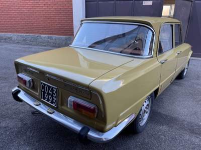 Alfa Romeo Giulia Berlina 1300 115.09 Oro usata Ispra