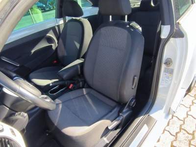Volkswagen Maggiolino 1.6 TDI 105cv Design BlueMotion Technology Bianco usata San Salvatore Telesino