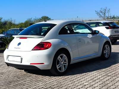 Volkswagen Maggiolino 1.6 TDI 105cv Design BlueMotion Technology Bianco usata San Salvatore Telesino