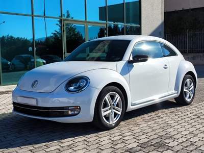 Volkswagen Maggiolino 1.6 TDI 105cv Design BlueMotion Technology Bianco usata San Salvatore Telesino