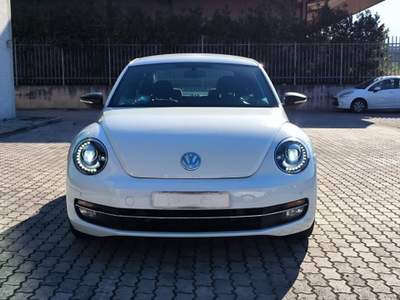 Volkswagen Maggiolino 1.6 TDI 105cv Design BlueMotion Technology Bianco usata San Salvatore Telesino