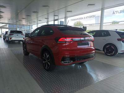 Volkswagen Taigo 1.0 TSI 115 CV DSG R-Line Grigio usata Magenta