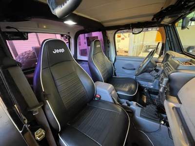 Jeep Wrangler Sport Nero usata Arona