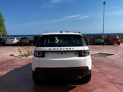 Land Rover Discovery Sport 2.0 TD4 150 CV HSE Bianco usata Stignano
