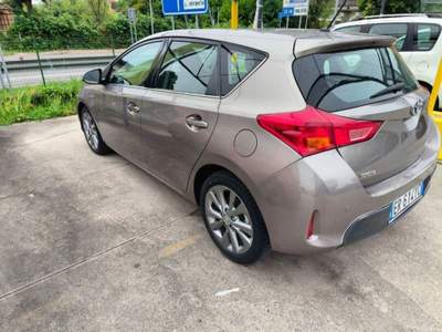 Toyota Auris 1.8h Active eco 5p Oro usata Cervignano del Friuli