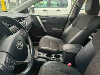 Toyota Auris 1.8h Active eco 5p Oro usata Cervignano del Friuli