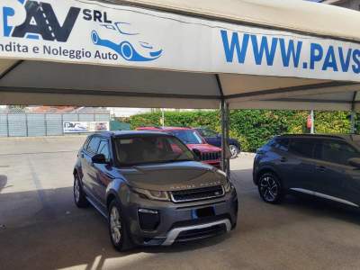 Land Rover Range Rover Evoque 2.0 TD4 180 CV 5p. SE Dynamic Grigio usata SAN GIUSEPPE VESUVIANO