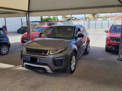 Land Rover Range Rover Evoque 2.0 TD4 180 CV 5p. SE Dynamic Grigio usata SAN GIUSEPPE VESUVIANO
