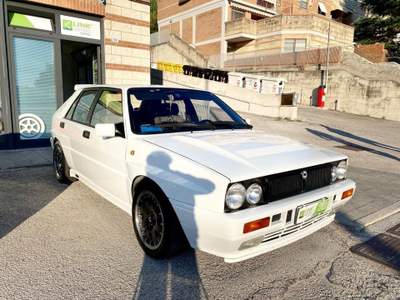 Lancia Delta 2.0i.e. turbo 16V HF integrale Bianco usata Ancona