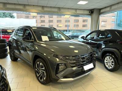 Hyundai Tucson 1.6 HEV aut.XTECH New Model Rosso usata Somma Lombardo