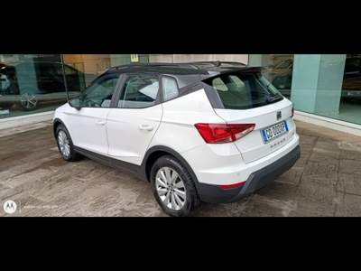 Seat Arona 1.0 TGI Style Bianco usata ABBIATEGRASSO