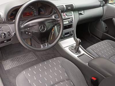 Mercedes-Benz Classe C SportCoupe 200 Kompressor TPS Classic Autom. Tetto Apribile Nero usata Opera