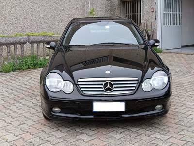 Mercedes-Benz Classe C SportCoupe 200 Kompressor TPS Classic Autom. Tetto Apribile Nero usata Opera