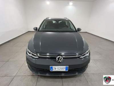 Volkswagen Golf Golf 2.0 TDI Variant Life 150cv auto usata Albano Laziale