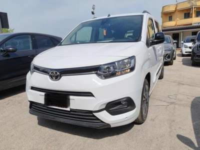 Toyota Proace 1.5D 130 CV S&S L2 Long A/T Luxury Bianco usata Cassino