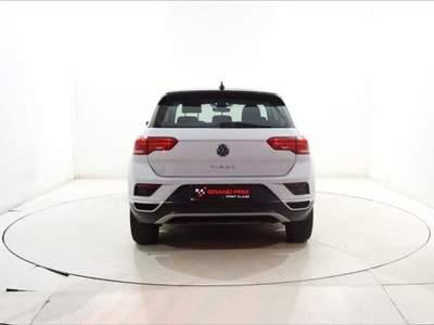 Volkswagen T-Roc 1.0 TSI Style BlueMotion Technology Bianco usata CASTEGGIO PAVIA