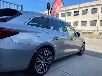 Seat Leon Sportstourer 1.5 eTSI 150 CV DSG Xcellence Argento usata Montesilvano