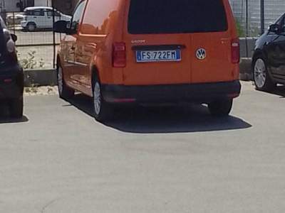 Volkswagen Caddy vendo caddy in buone condizioni  Arancione usata Chieti