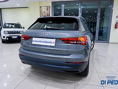 Audi Q3 35 TDI S tronic Business Grigio usata Matera