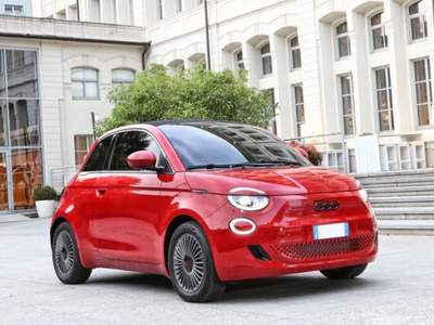 Fiat 500 Red Berlina 23,65 kWh Rosso usata Bastia Umbra