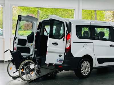Ford Tourneo Connect 1.5 TDCi 100 CV Bianco usata Castelnuovo Rangone