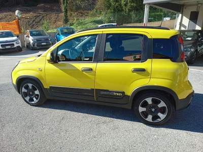 Fiat Panda 1.0 Hybrid Pandina NUOVA INCENTIVI EURO 0-1-2-3-4 Giallo usata Genova