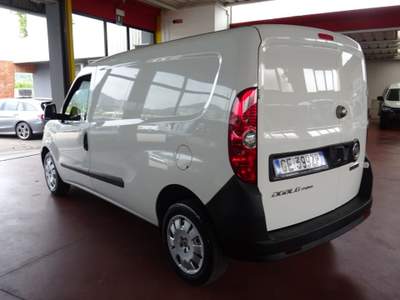 Fiat Doblò Doblò1.6 MJT105CV S&S PL-TN 3POSTI Maxi Business Bianco usata Maser