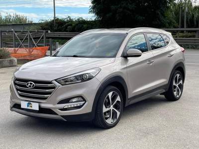 Hyundai Tucson 1.7 CRDi XPossible Argento usata Carrara