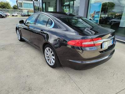 Jaguar XF 2.2 D 200 CV Premium Luxury Grigio usata Cassino