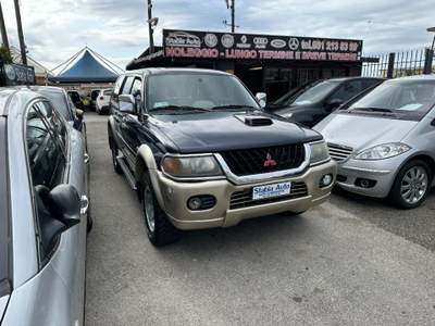 Mitsubishi Pajero 2.5 TDI 5p. GLS1 Blu/Azzurro usata Castellammare di Stabia