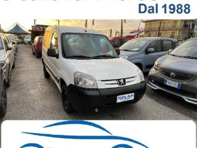 Peugeot Ranch Ranch 170C 1.6 16V HDi/90CV cat Furgone Bianco usata Castellammare di Stabia
