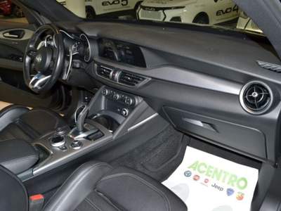 Alfa Romeo Stelvio  - 2.2 turbo diesel 210cv at8 q4 veloce Nero usata CAGLIARI