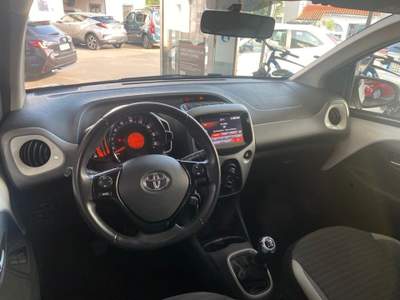 Toyota Aygo Connect 1.0 VVT-i 72 CV 5 porte x-play Bianco usata Castelnuovo Rangone