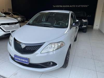Lancia Ypsilon 1.2 69 CV 5 porte S&S Gold PER NEOPATENTATI Grigio usata Concordia Sagittaria