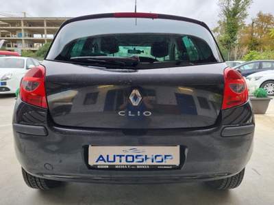 Renault Clio 1.2 16V 5 porte Nero usata Sassari