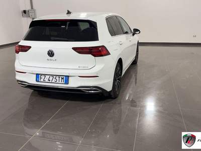 Volkswagen Golf 1.4 TSI eHYBRID 204 CV DSG Style Bianco usata Albano Laziale