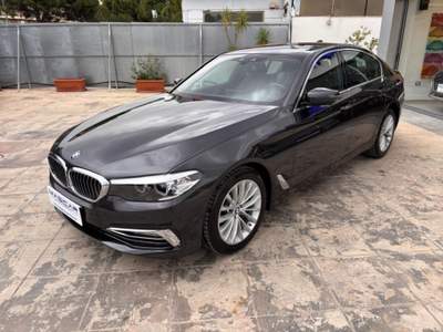 BMW Serie 5 520d d aut. Luxury Nero usata Palermo