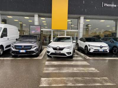 Renault Arkana Arkana Hybrid E-Tech 145 CV Intens Bianco usata San Martino Siccomario