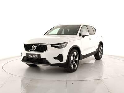 Volvo XC40 B3 automatico Core - Driver Assist Pack Bianco usata Modena