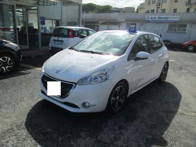 Peugeot 208 1.4 VTi 95 CV 5p. GPL Access Bianco usata Roma