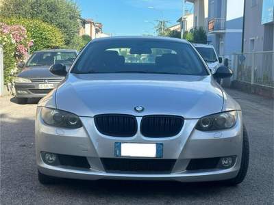 BMW Serie 3 320d d xDrive cat Coupé Futura Grigio usata Imola