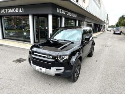 Land Rover Defender 110 3.0D I6 200 CV AWD Auto Nero usata Ranica
