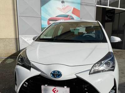 Toyota Yaris 1.0 5 porte Business Bianco usata AGROPOLI