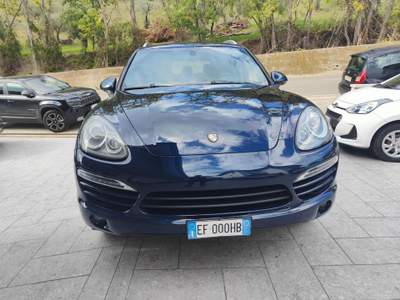 Porsche Cayenne 3.0 V6 tdi tiptronic 240cv - EURO5 Blu/Azzurro usata Cappelle sul Tavo