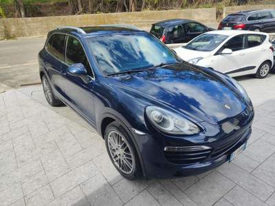 Porsche Cayenne 3.0 V6 tdi tiptronic 240cv - EURO5 Blu/Azzurro usata Cappelle sul Tavo