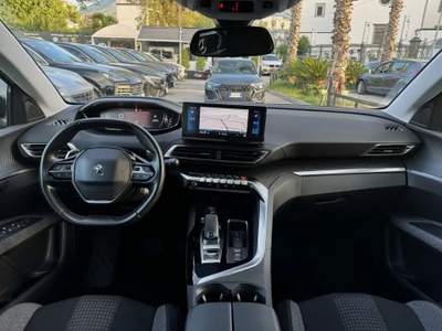 Peugeot 3008 Peugeot 3008 1.5 bluehdi Active Pack S 131CV IVA Bianco usata QUARTU SANT'ELENA
