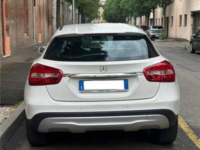 Mercedes-Benz GLA d Executive Bianco usata Imola