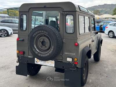 Land Rover Defender Defender 90 2.5 td County Verde usata Senise